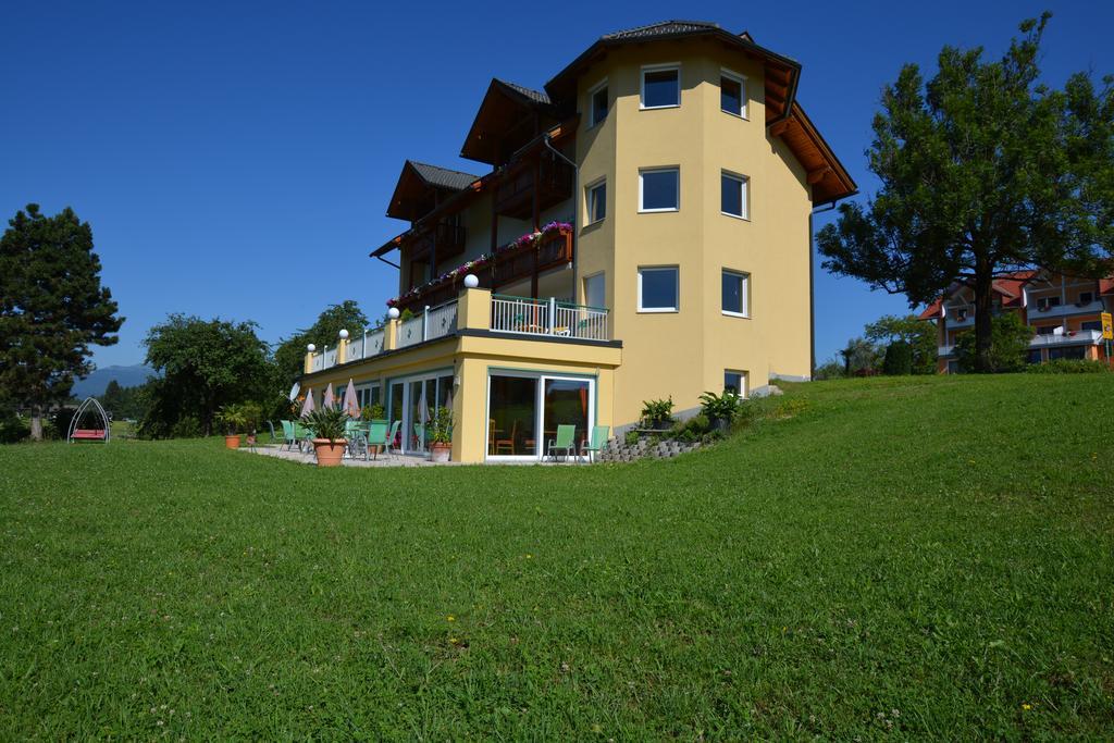 Pension Haus Claudia Drobollach am Faakersee Exterior foto