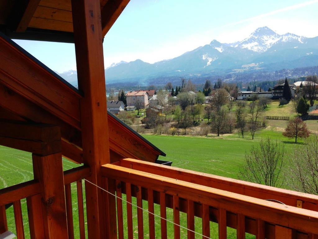 Pension Haus Claudia Drobollach am Faakersee Exterior foto